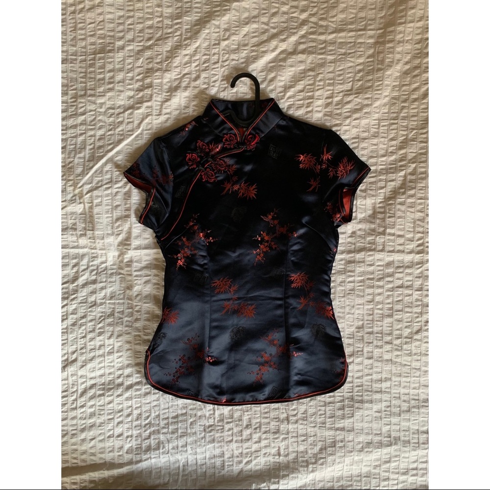 SALE Vintage Chinese Cheongsam silk top